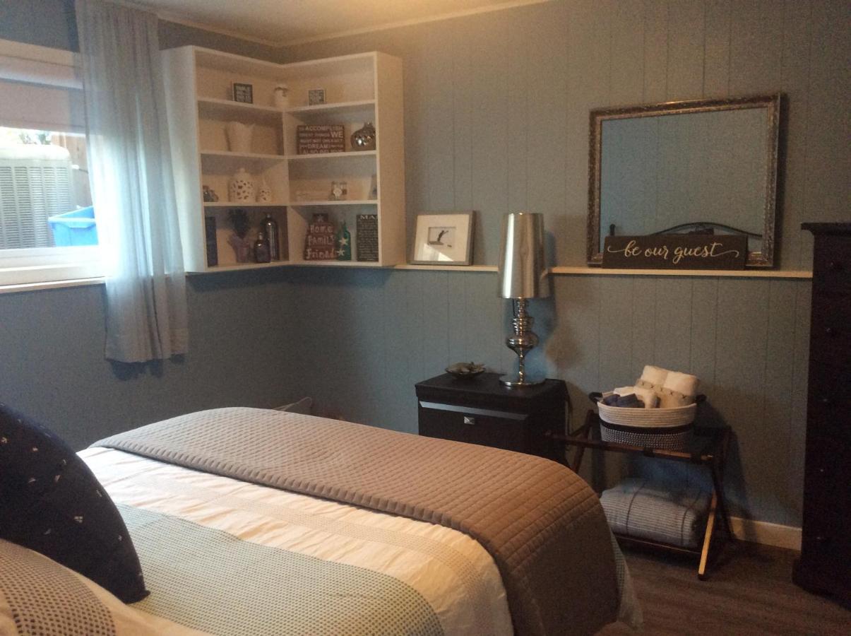 Berkie'S Bed & Breakfast Port Alberni Buitenkant foto